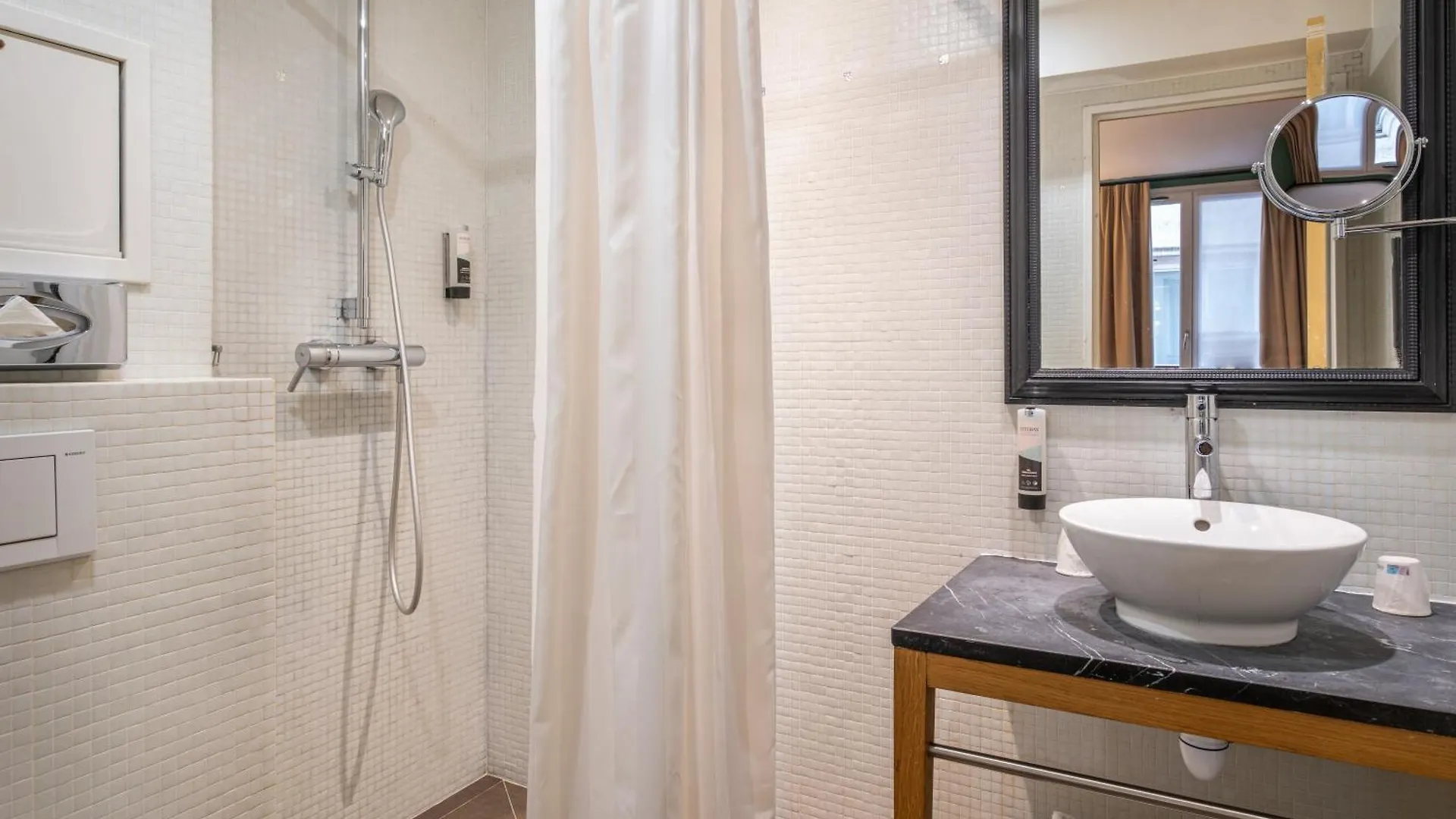 Avalon Hotel Paris 3*,  France