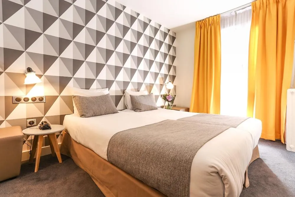 Avalon Hotel Paris France