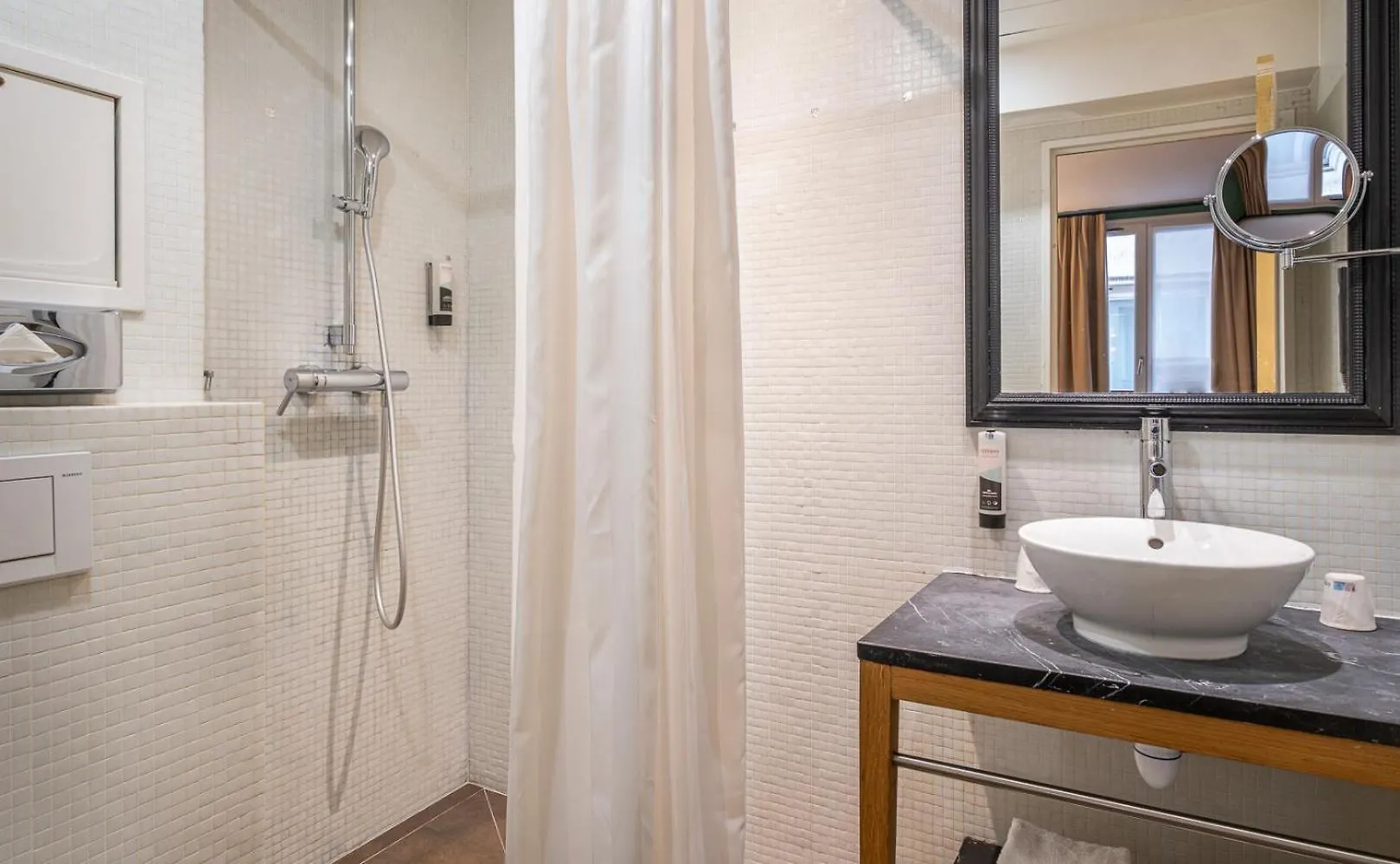 Avalon Hotel Paris