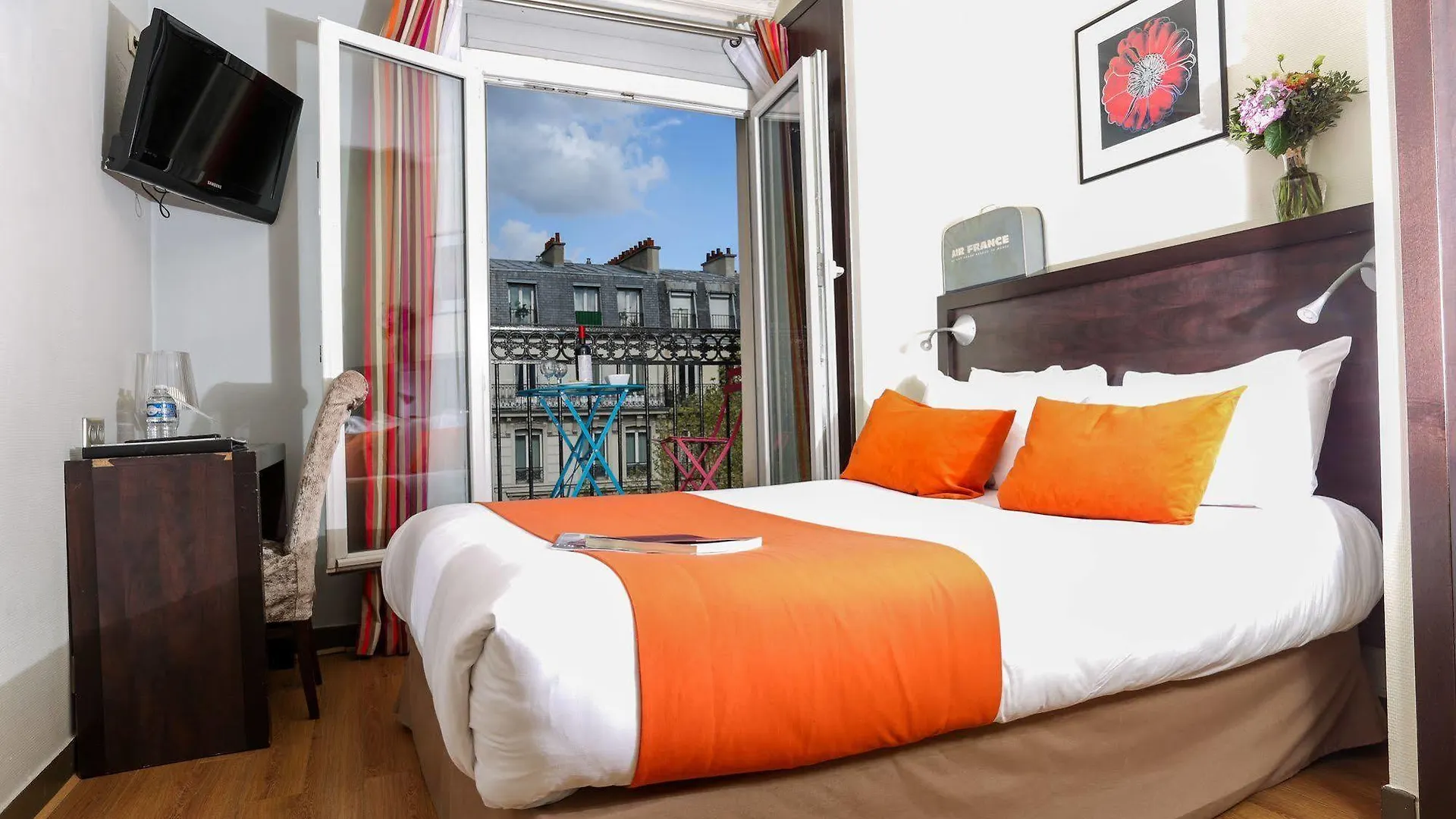 Avalon Hotel Paris 3*,